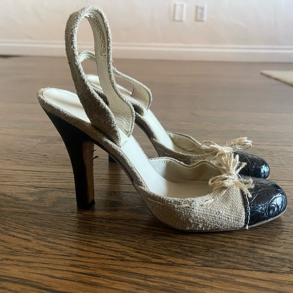 PRADA Elegant Women's Slingback Heels - Black and Tan